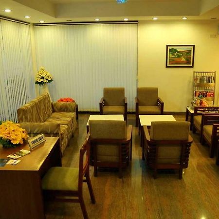 Kallada Hotels Thrissur Exterior foto